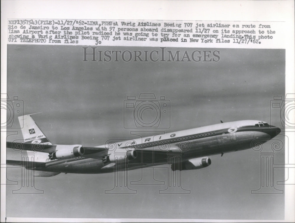 1962 AIRLINE BOEING 707 JET AIRLINER - Historic Images