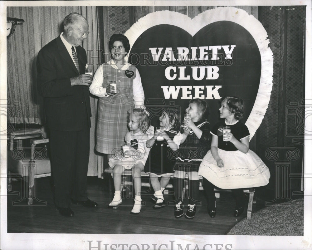 1963 Leonard Hick Variety Club Illinois - Historic Images