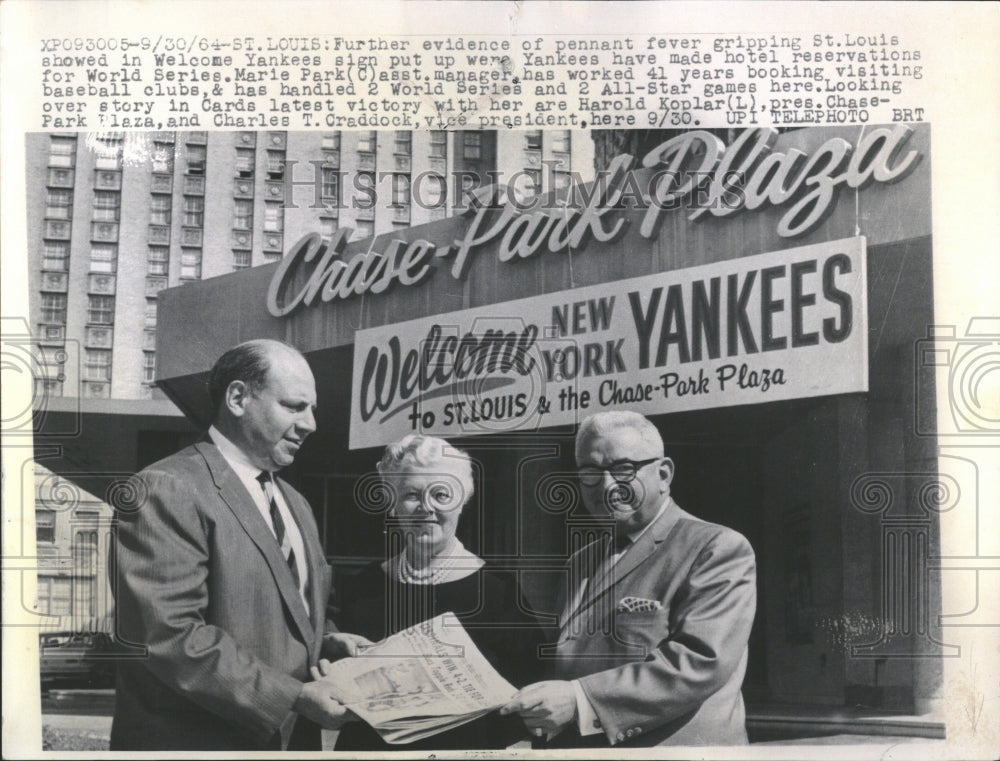 1964 Evidence Pennant Fever Louis Hotel - Historic Images