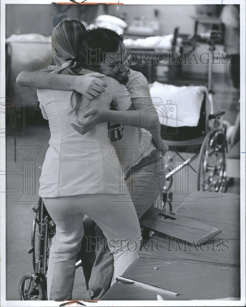 1972 Nurse Patient Hug Detroit Hospital - Historic Images