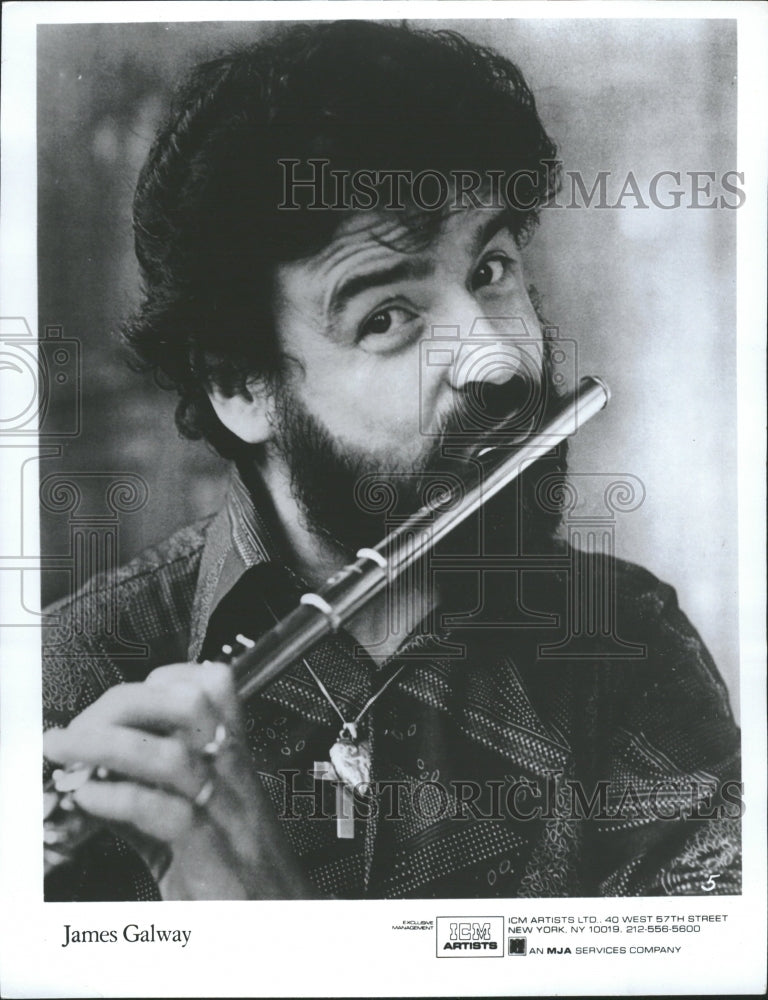 1988 James Galway, flut master. - Historic Images