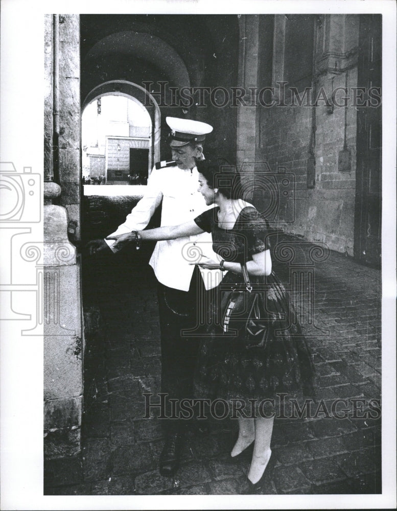 Ann landers, Eppie Lederer Historic Images