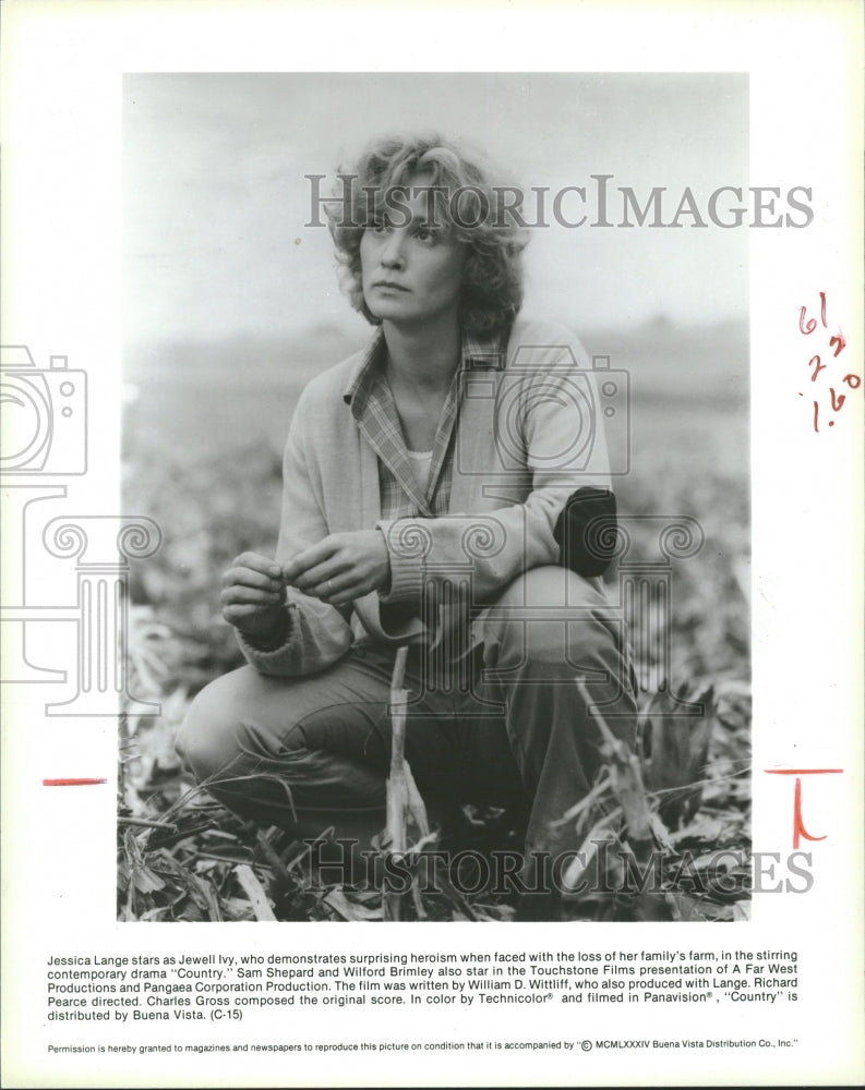 1985 Jessica Lange,in a scene of &quot;Country&quot; - Historic Images