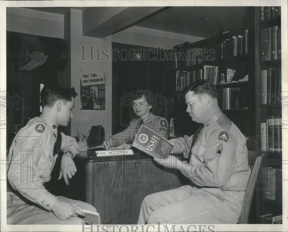 1950, education military courses - RRU00125 - Historic Images