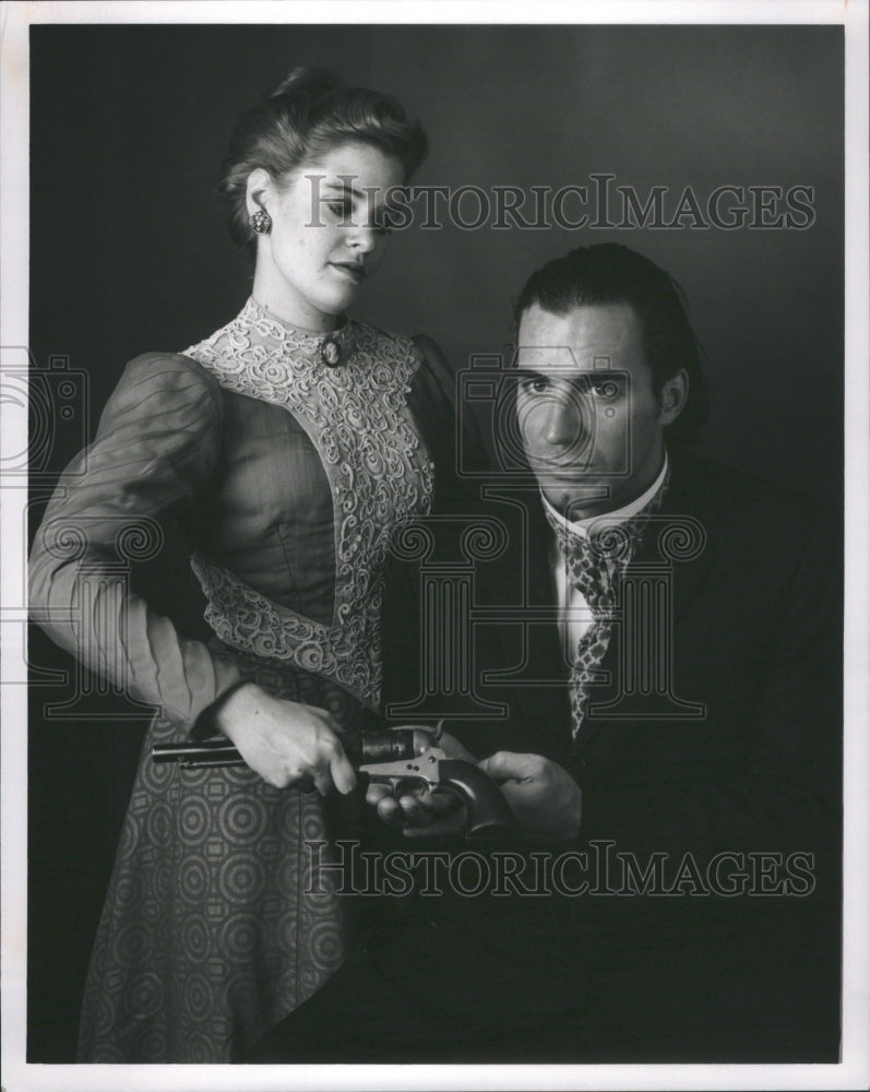 1968 Guns Psychological Drama Hedda Gabler-Historic Images