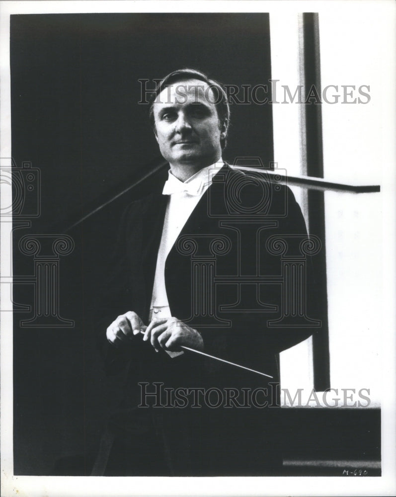 1978 Maestro Mario Bernardi Music Canada - Historic Images