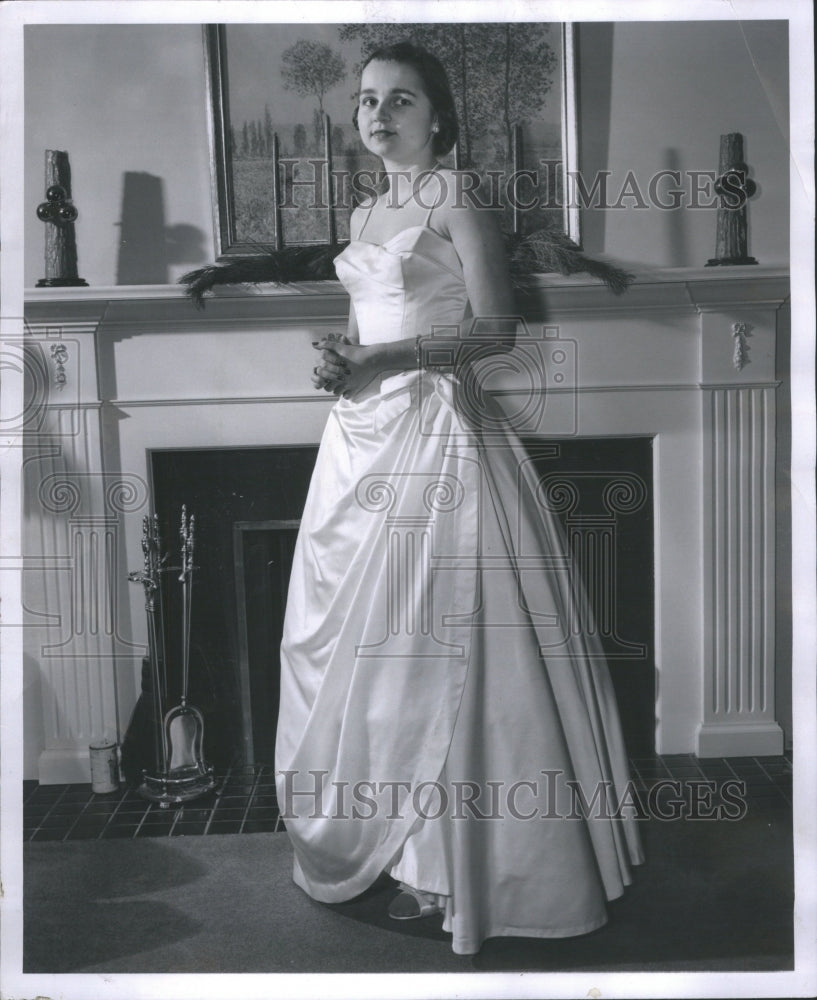 1957, Mary Bradley/Formal Dress - RRU01387 - Historic Images