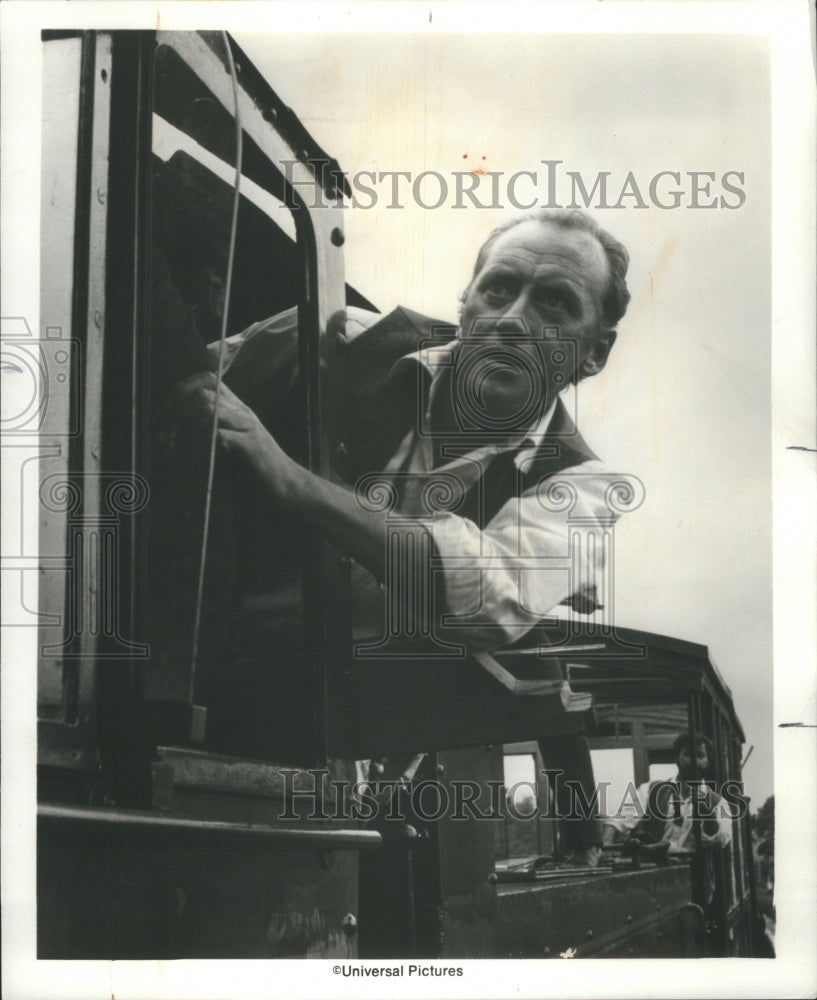 1976 Press Photo Seven Per Cent Solution Universal Rail - RRU01855 - Historic Images