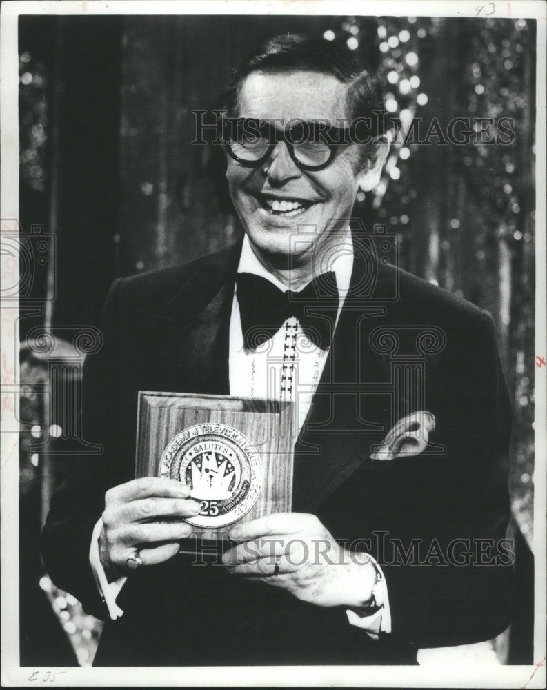 1972 Press Photo Milton Berle American Comedian Actor - RRU02173 - Historic Images