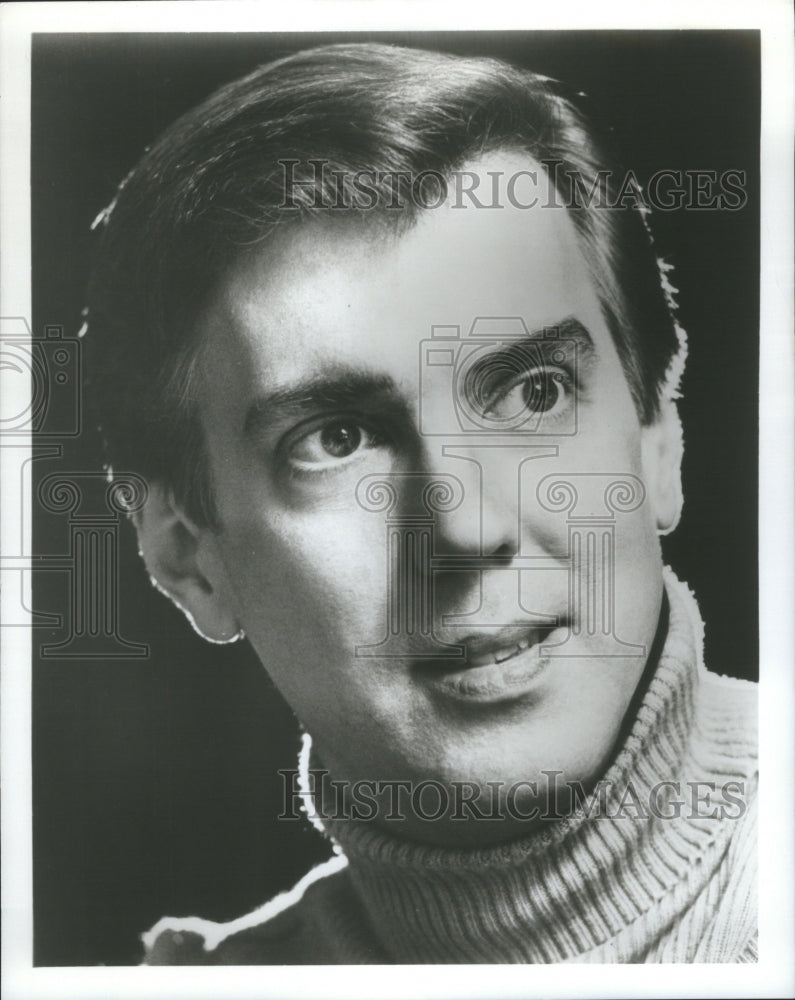 1985, Philip Booth opera musician music - RRU02745 - Historic Images