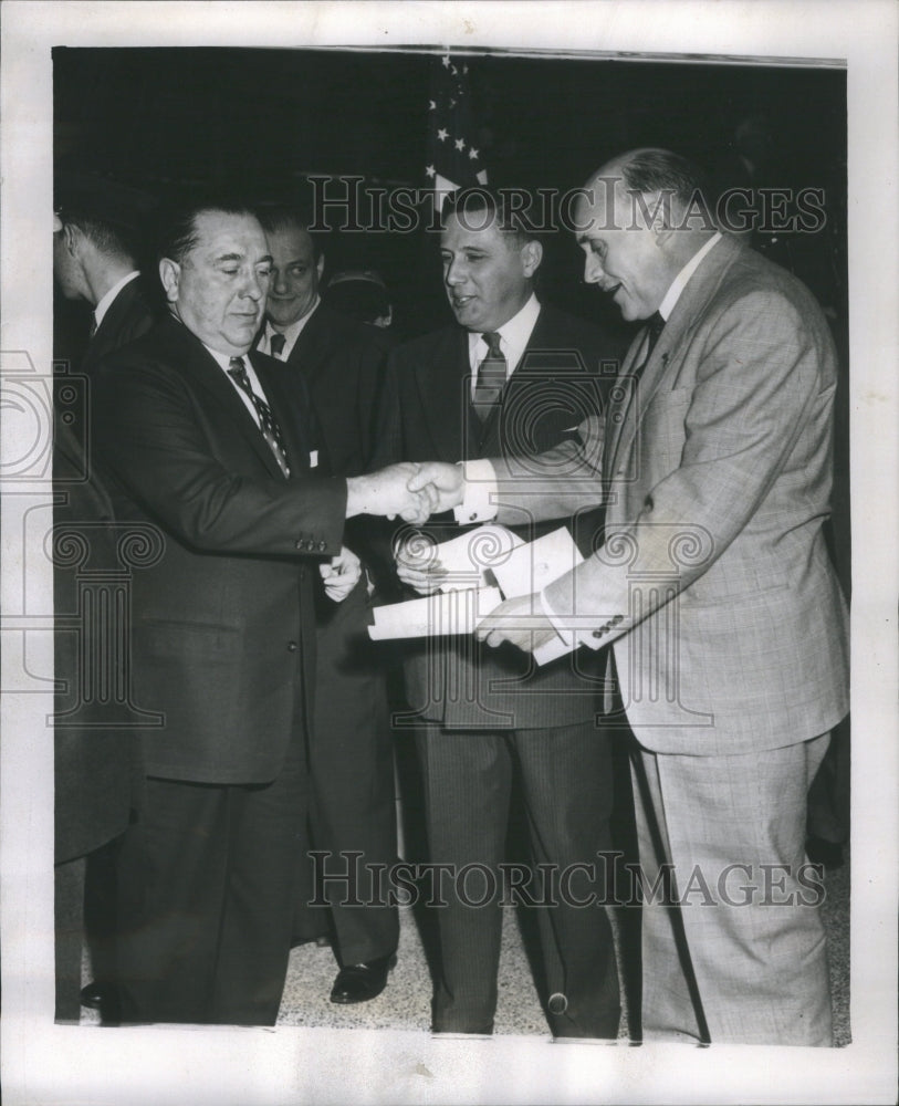 1955 Press Photo Chicago Mayor Richard Daley O&#39;Hare - Historic Images