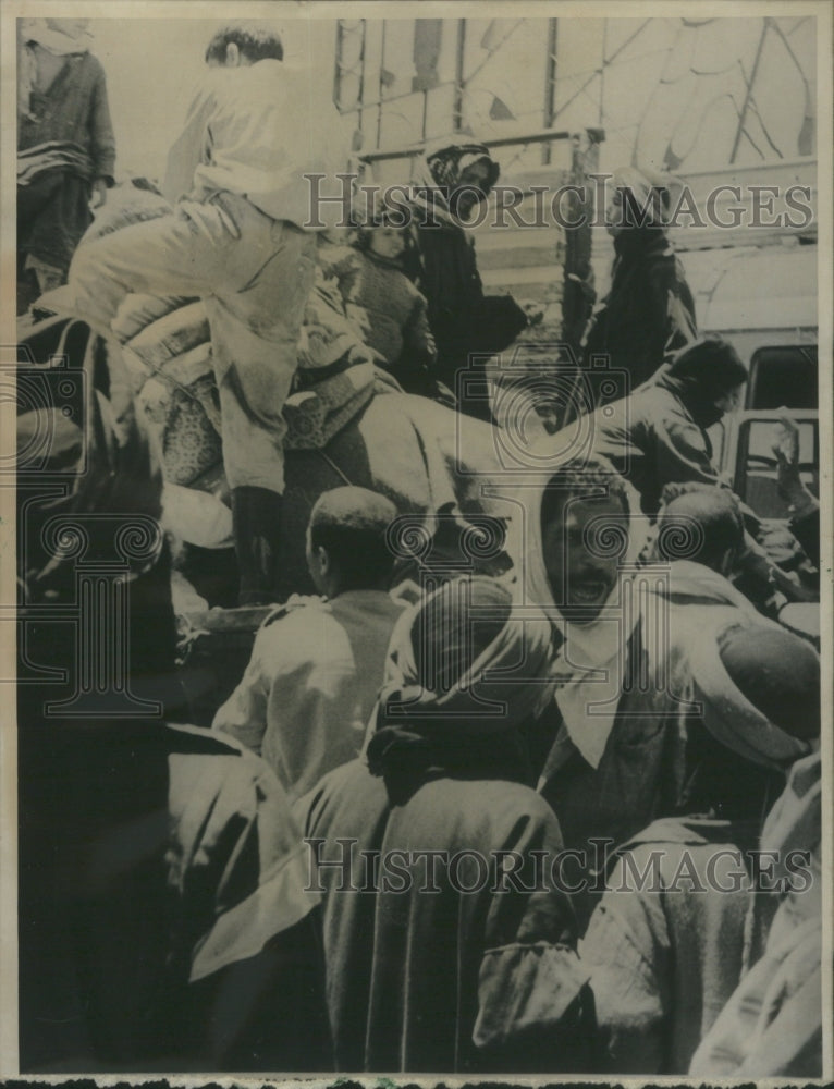 1967 Arab Refugees Arrive In Damascus - Historic Images