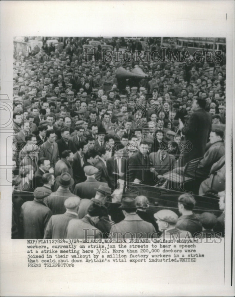 1957, Northern Ireland Strikes walkout - RRU04185 - Historic Images