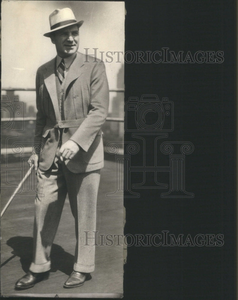 1935, Brown BeedNorfolk Jacket Brown Tarnish - RRU04689 - Historic Images