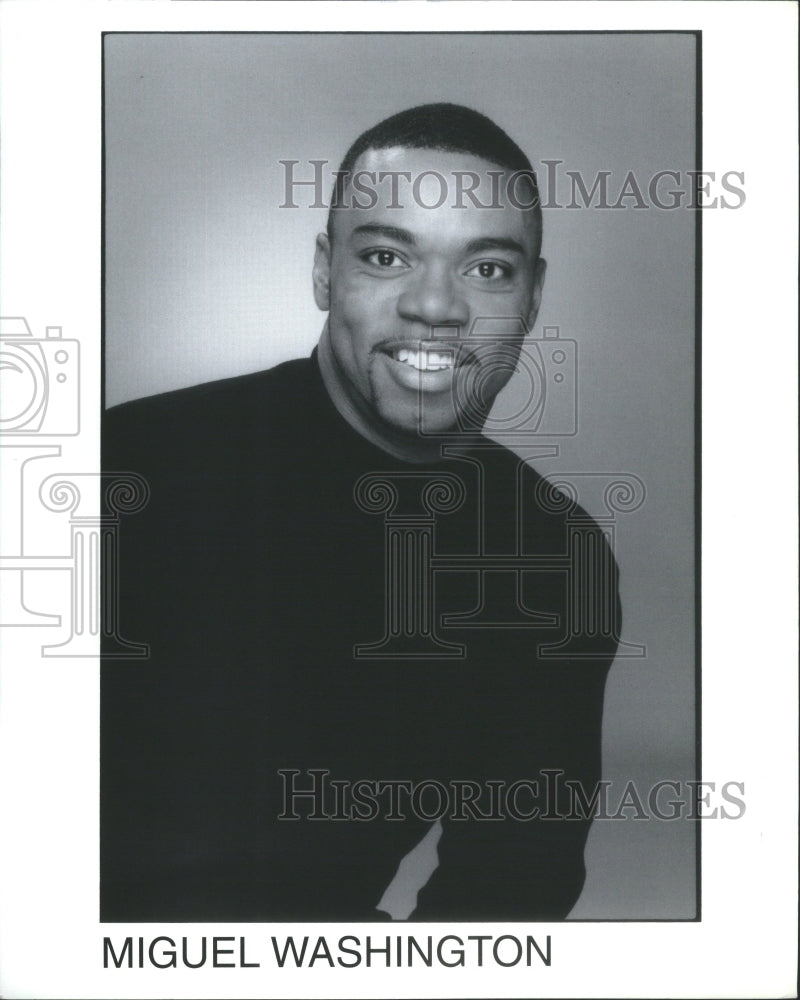 2000 Press Photo Comedian Miguel Washington - RRU05119 - Historic Images