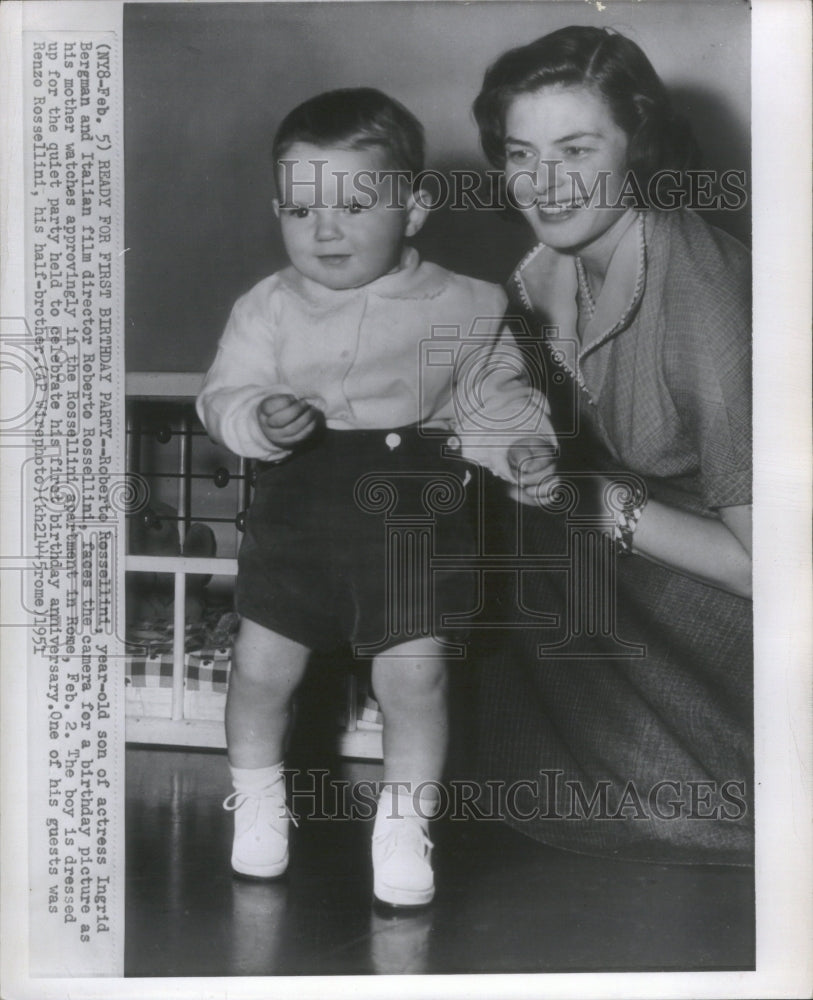 1951, Robert Rossellini Ingrid Bergman - RRU05595 - Historic Images