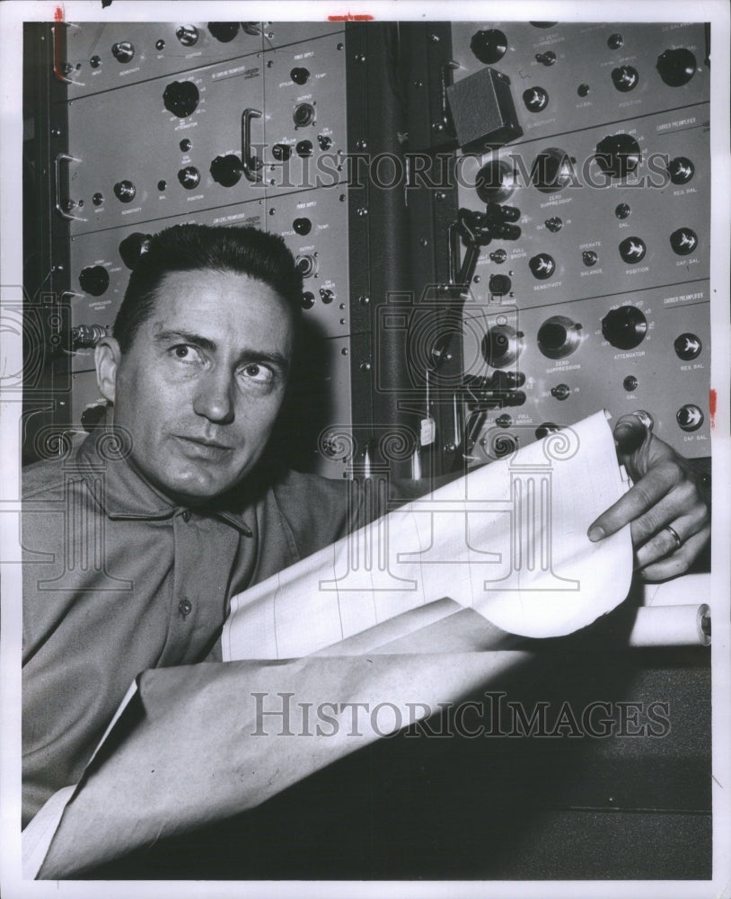 1956, Joseph Kelly/Atomic Energy - RRU06225 - Historic Images