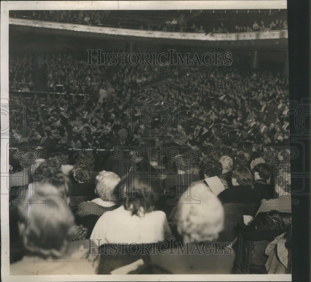 1942 Press Photo Cooking School Detroit News Crowd Food - Historic Images