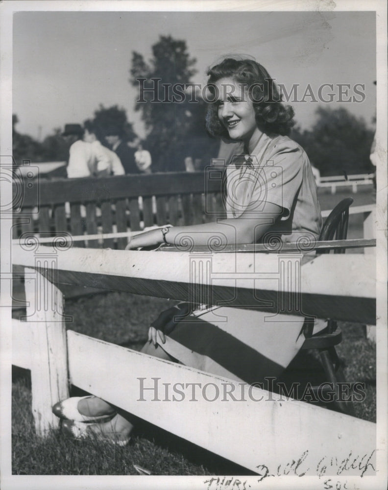 1940 Press Photo Mrs C Bradford Lundy JR Marilyn Fisher - RRU06625 - Historic Images