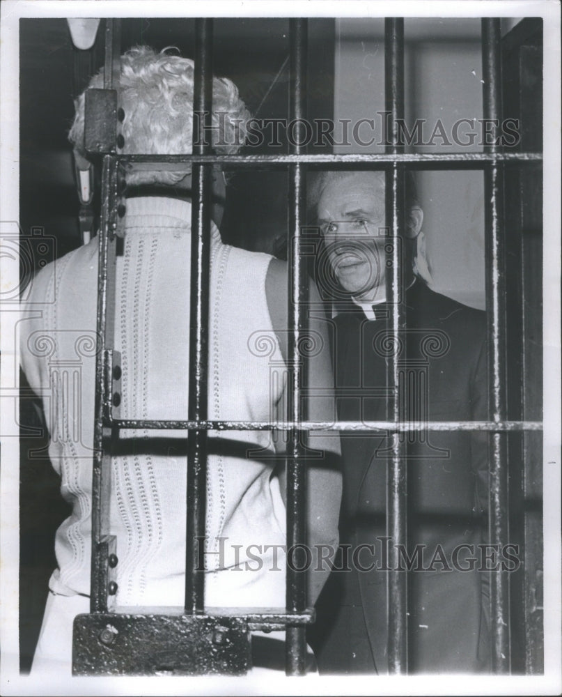 1970, Police Headquarter Rev Richard Chaplan - RRU07117 - Historic Images