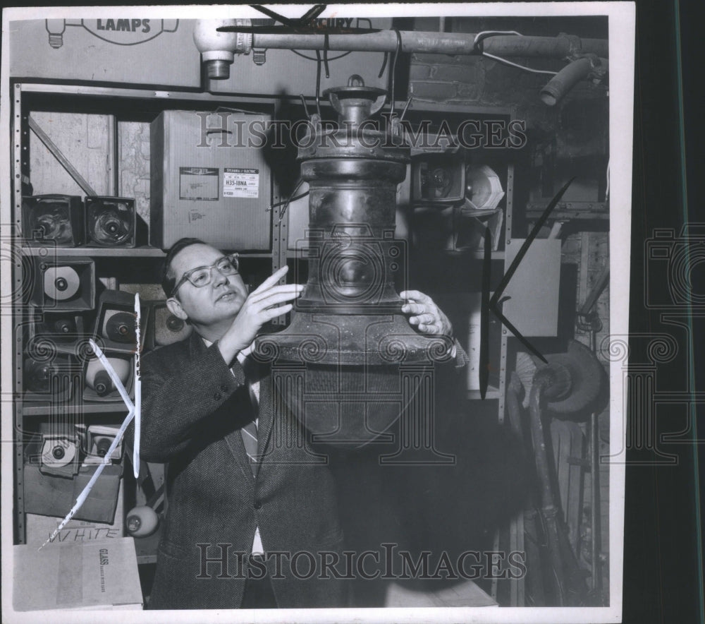 1970, Detroit Electrician With Lamplight - RRU07637 - Historic Images