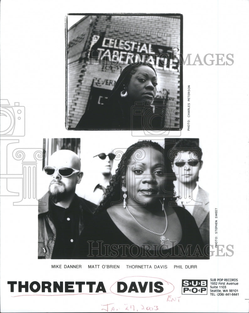 2003 Press Photo Thornetta Davis Singer - RRU07941 - Historic Images