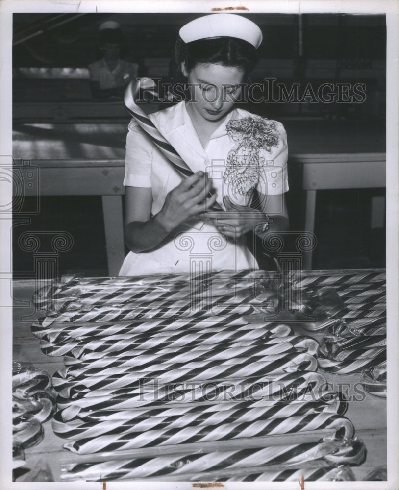 1947, Candy Cane Wrapper Laura Nell Bratton - RRU08347 - Historic Images