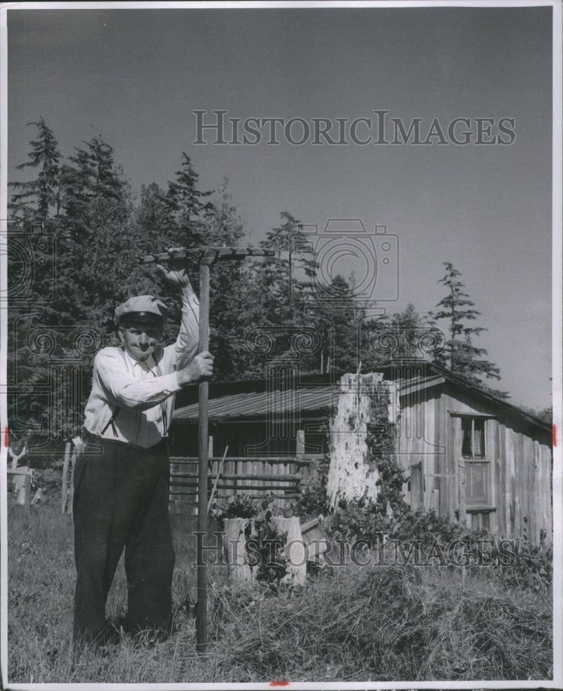 1955 Press Photo Lara Ahlstrom Westerly Resident US - RRU08553 - Historic Images