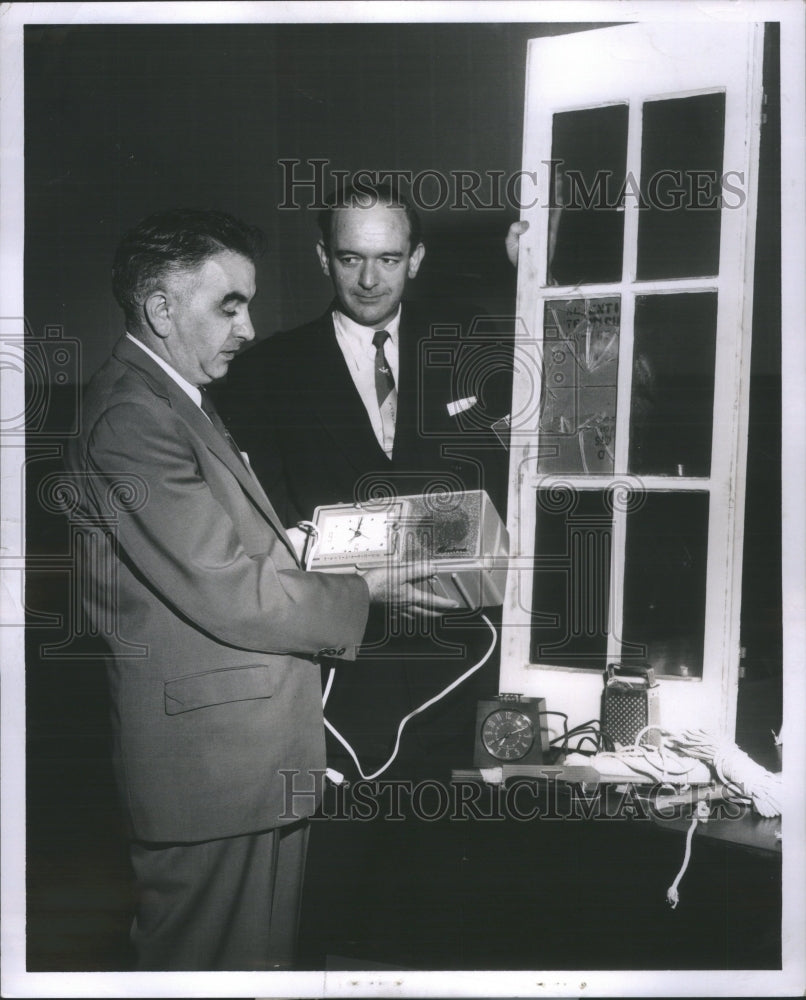 1956 Prosecutor Joseph Rashid With Evidence - Historic Images