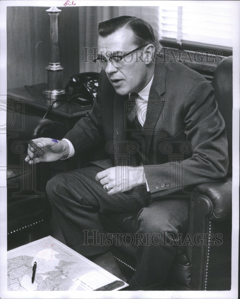 1963, Roger Hilsman Asst Secretary of State - RRU08575 - Historic Images