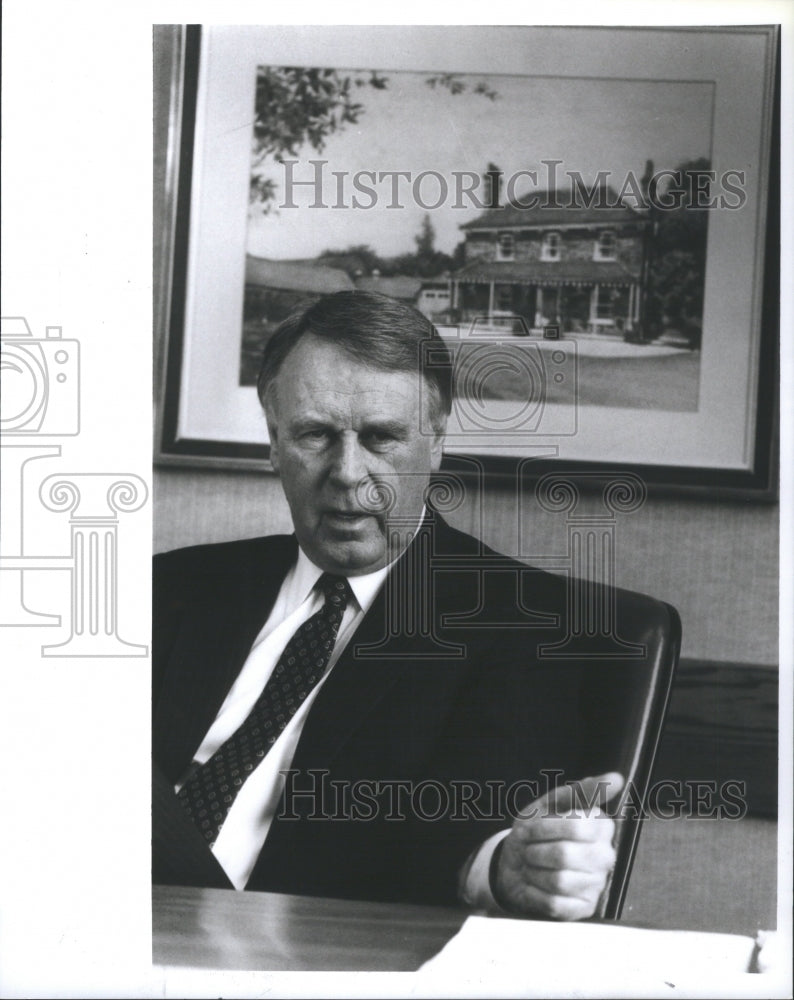 1988 Donald P Hilty Economist-Historic Images