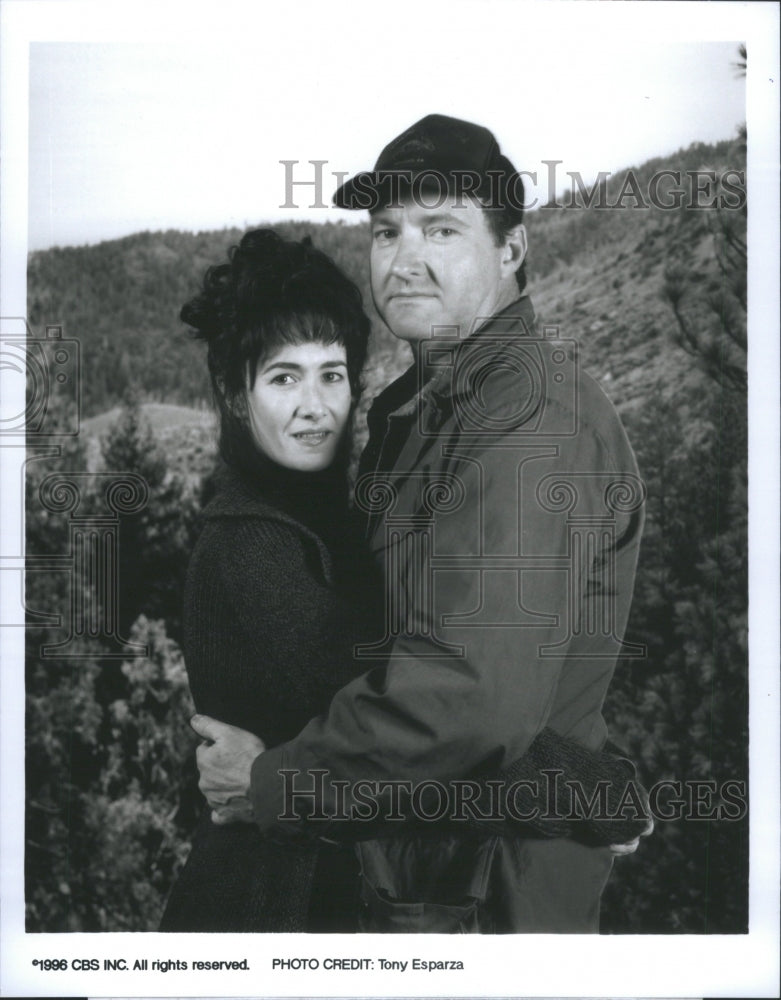 2001 Press Photo Randy Quaid/Laura Dern/Ruby Ridge - Historic Images