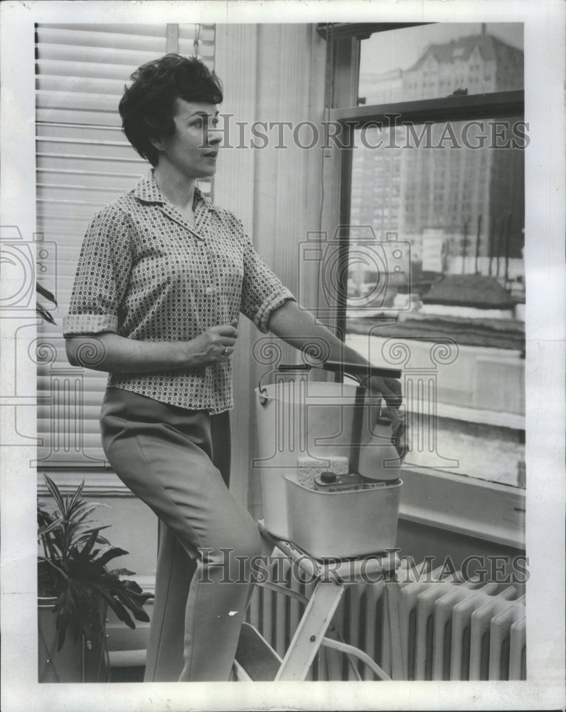 1966 Kaddy Pail Housework Cleaning Handy - Historic Images