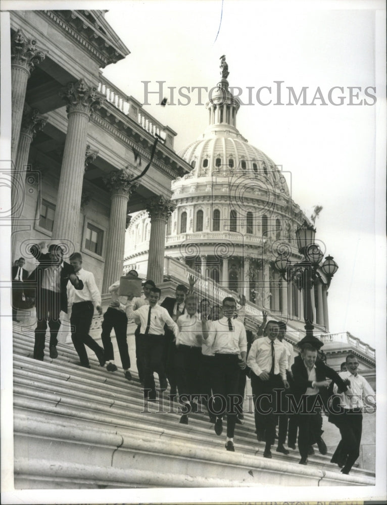 1962 Page Boys Race Capitol Steps Congress - Historic Images