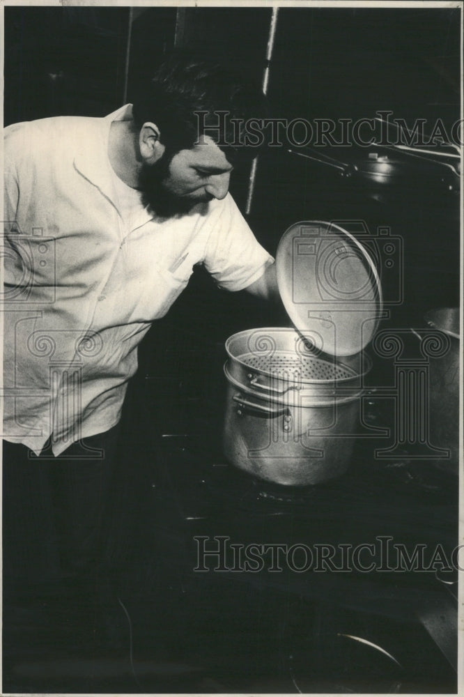 1980 Blue Crab Food Department Inspector - Historic Images