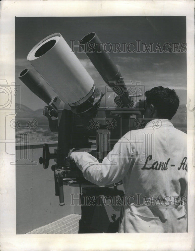 1961 Land-Air expert records trajectory - Historic Images