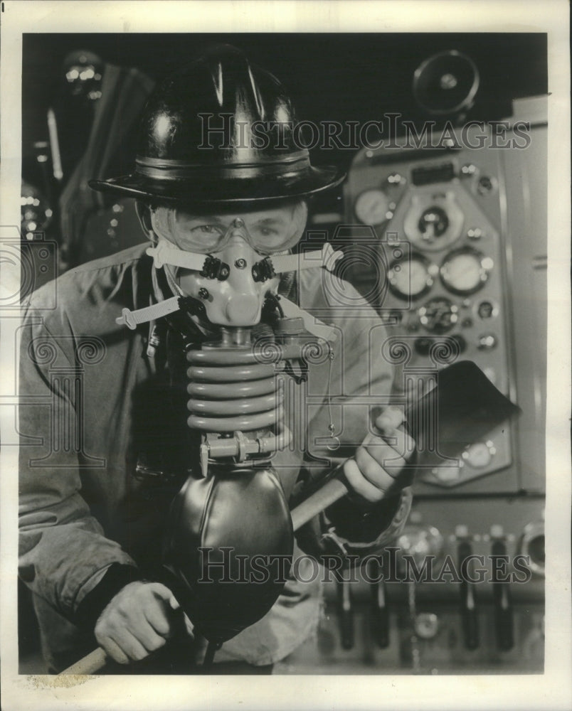 1963 Oxygen Mask Fire Fighters Robertshaw - Historic Images