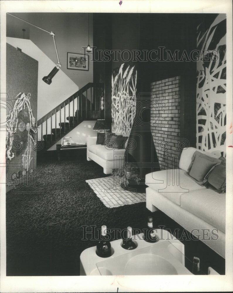 1976 California Design Brick Fireplace - Historic Images