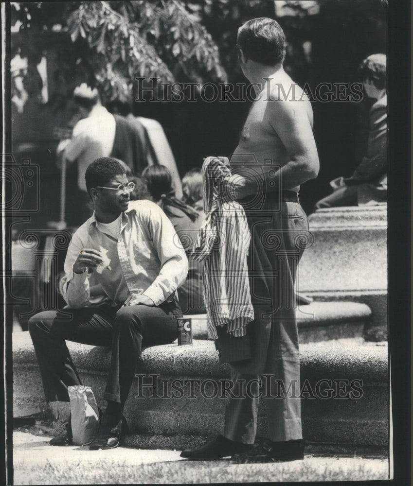 1972 Press Photo Lunch Noon Time Activities Grant Park - RRU13175 - Historic Images