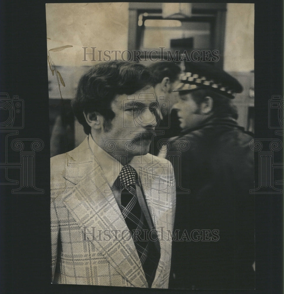 1974 Press Photo  Frank Whelinan Policeman shot driver - Historic Images