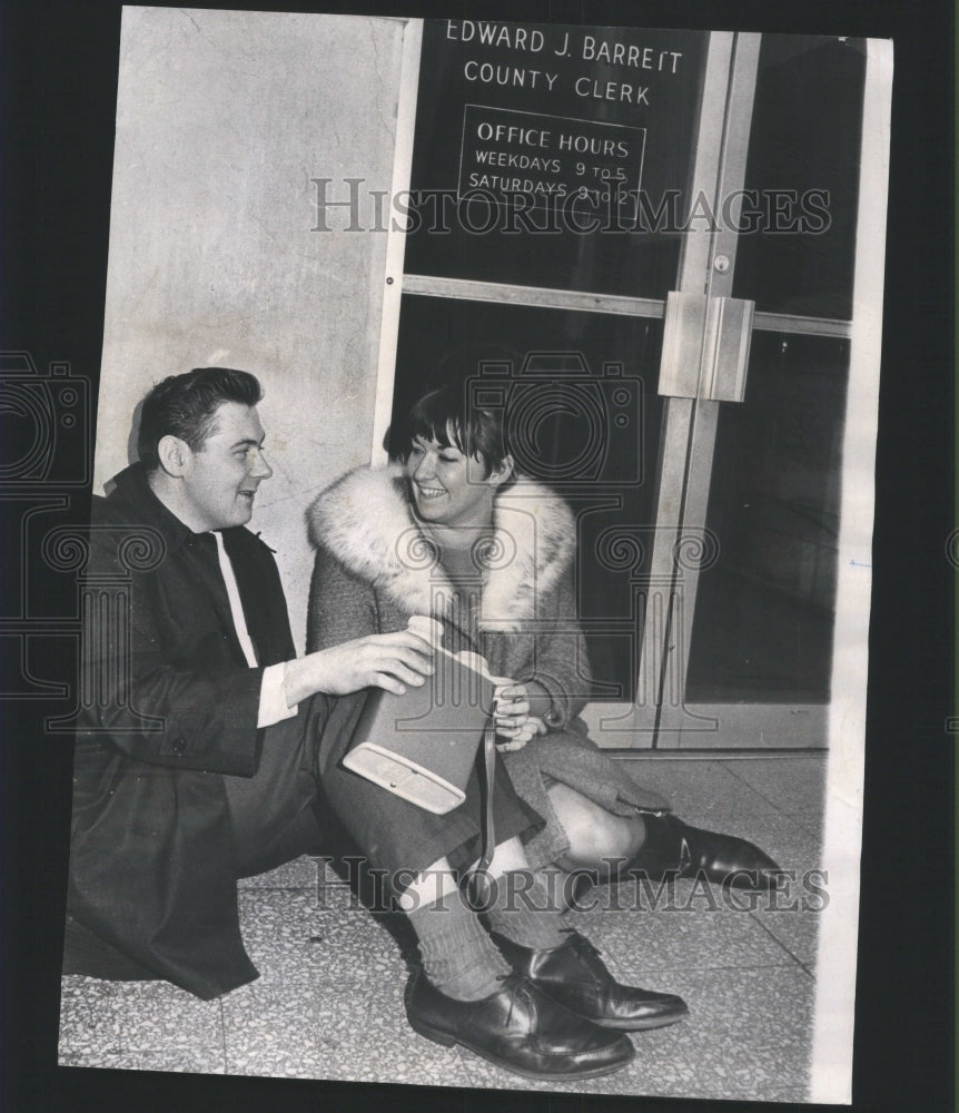 1967 Press Photo first marriage license of the year - RRU13709 - Historic Images