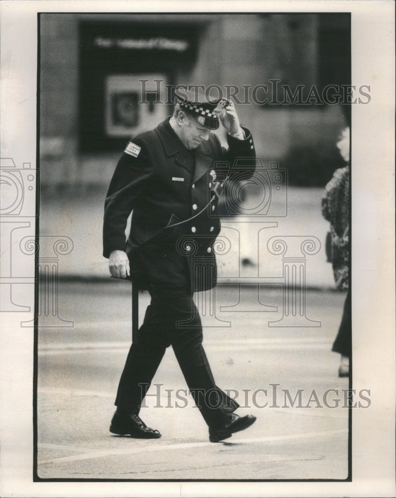 1981, Michigan Ave Traffic Police Officer - RRU13759 - Historic Images