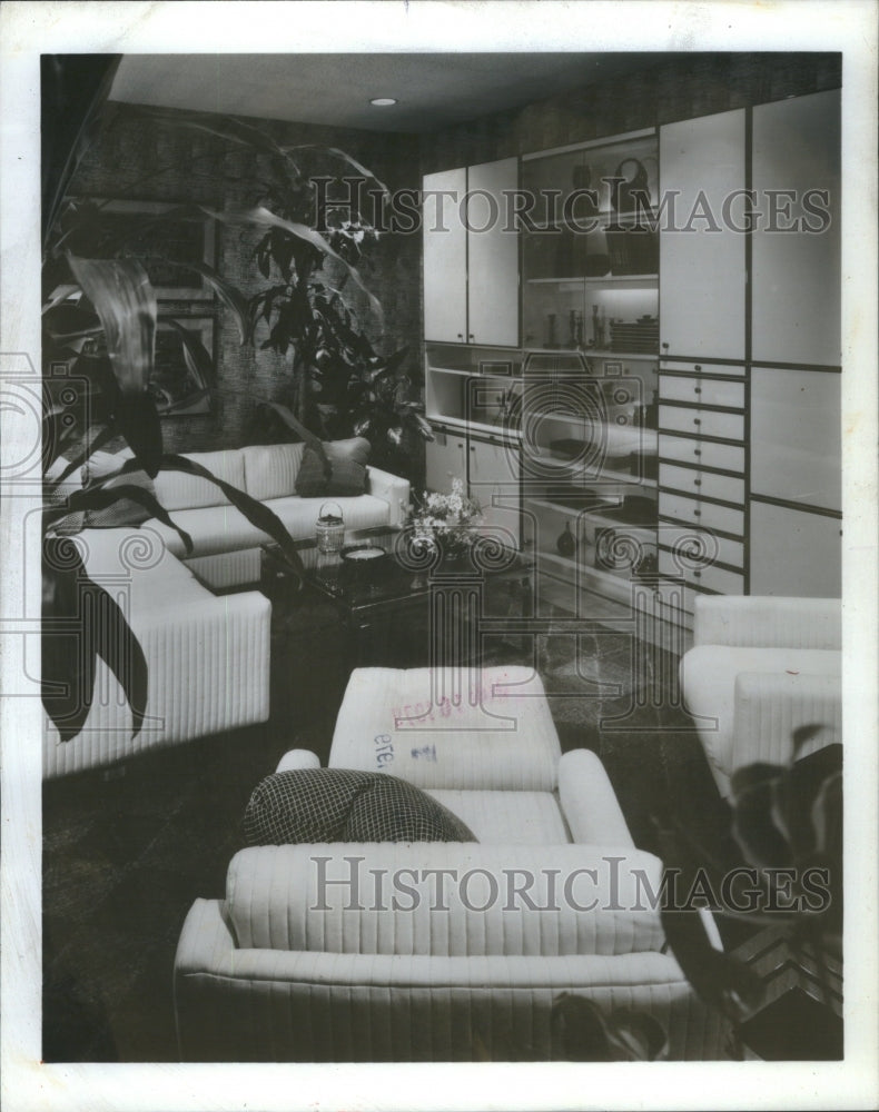 1979 Cy Mann Designs Versatile Living Room - Historic Images