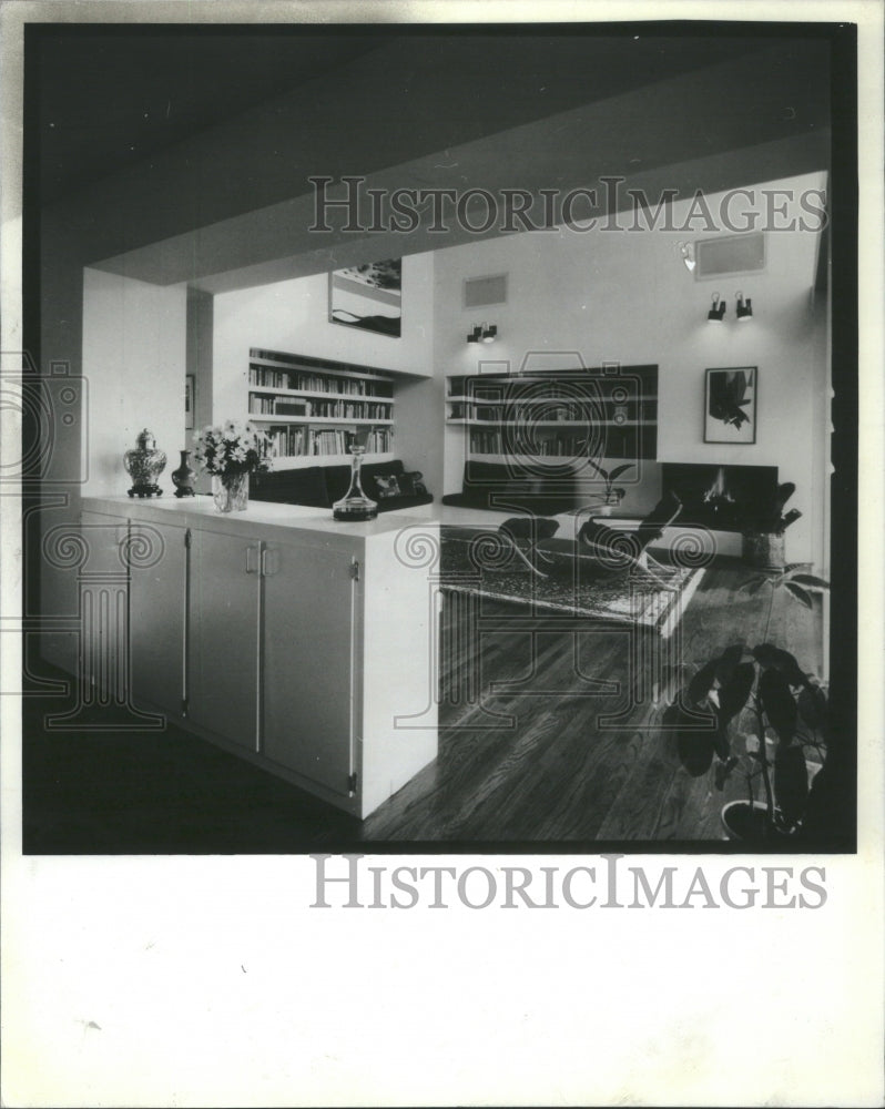 1981 Two Story Half Wall Living Room Area - Historic Images