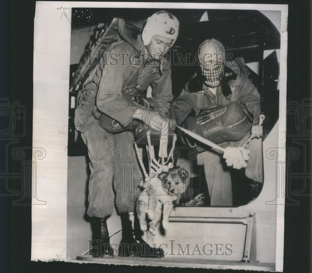 1951 Dozo Parachute Ride Far East Air Force - Historic Images