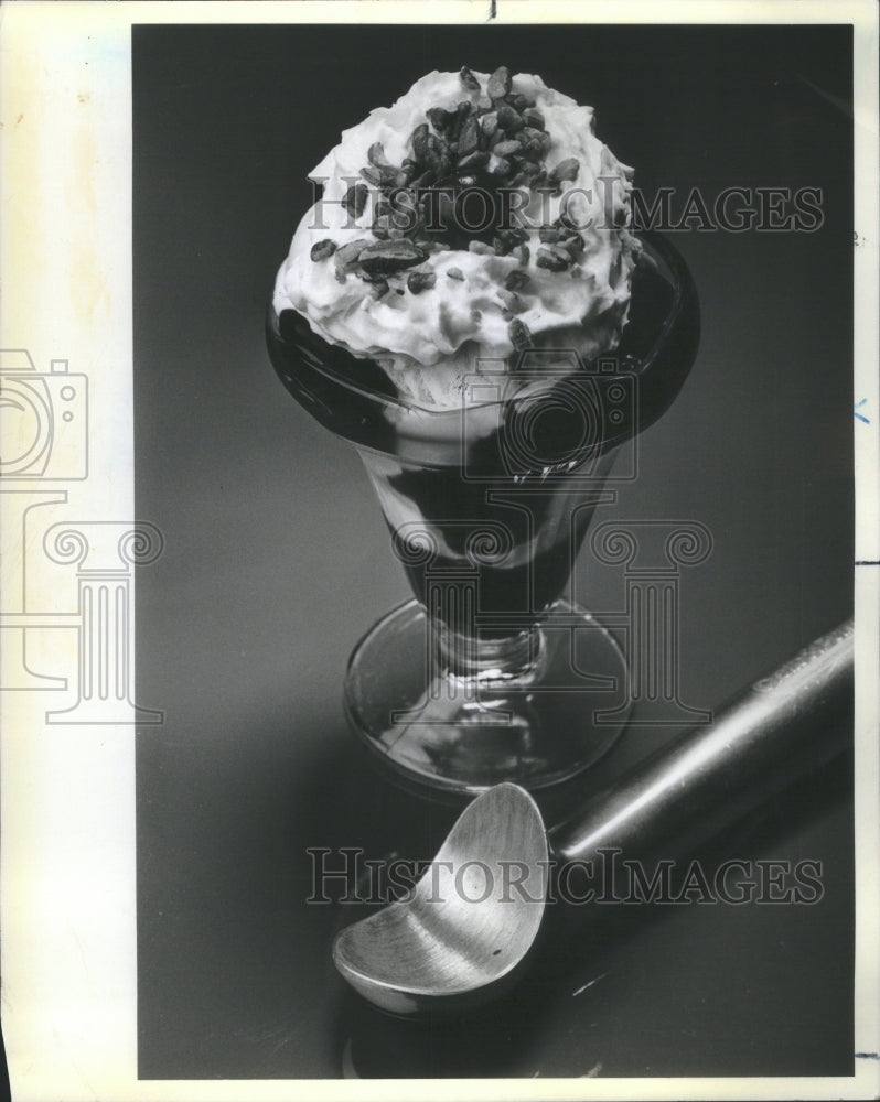 1983 Press Photo Ice Cream Food - RRU14769 - Historic Images