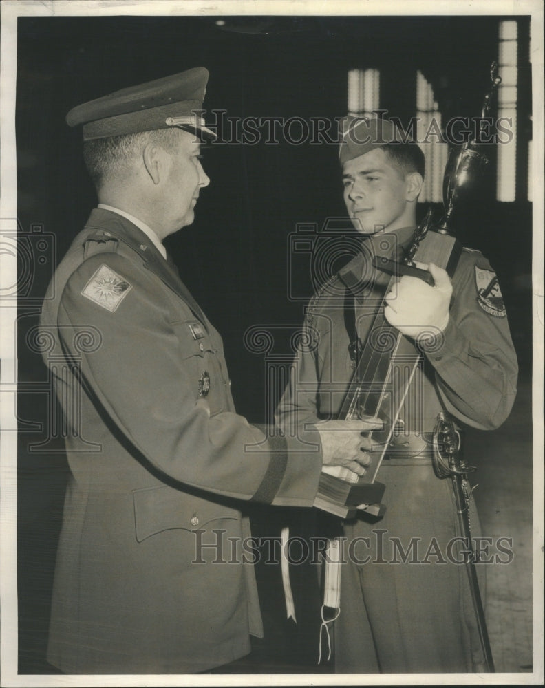 1963, ROTC Drill Team Winner Given Award - RRU14903 - Historic Images