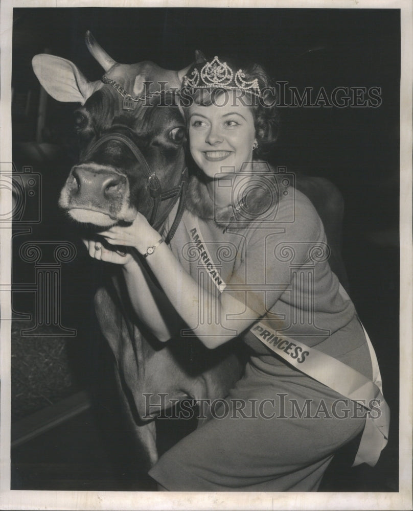 1962 Press Photo Sandra Lee Visits Champion Jersey - RRU15373 - Historic Images