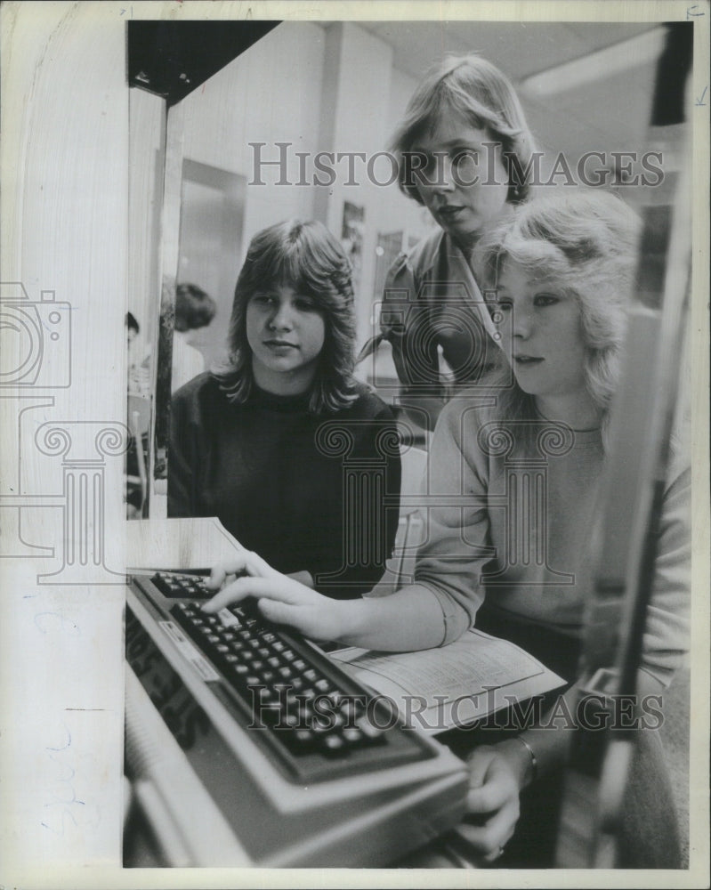 1983, Teacher Kathy Cassert Student Chicago - RRU15411 - Historic Images