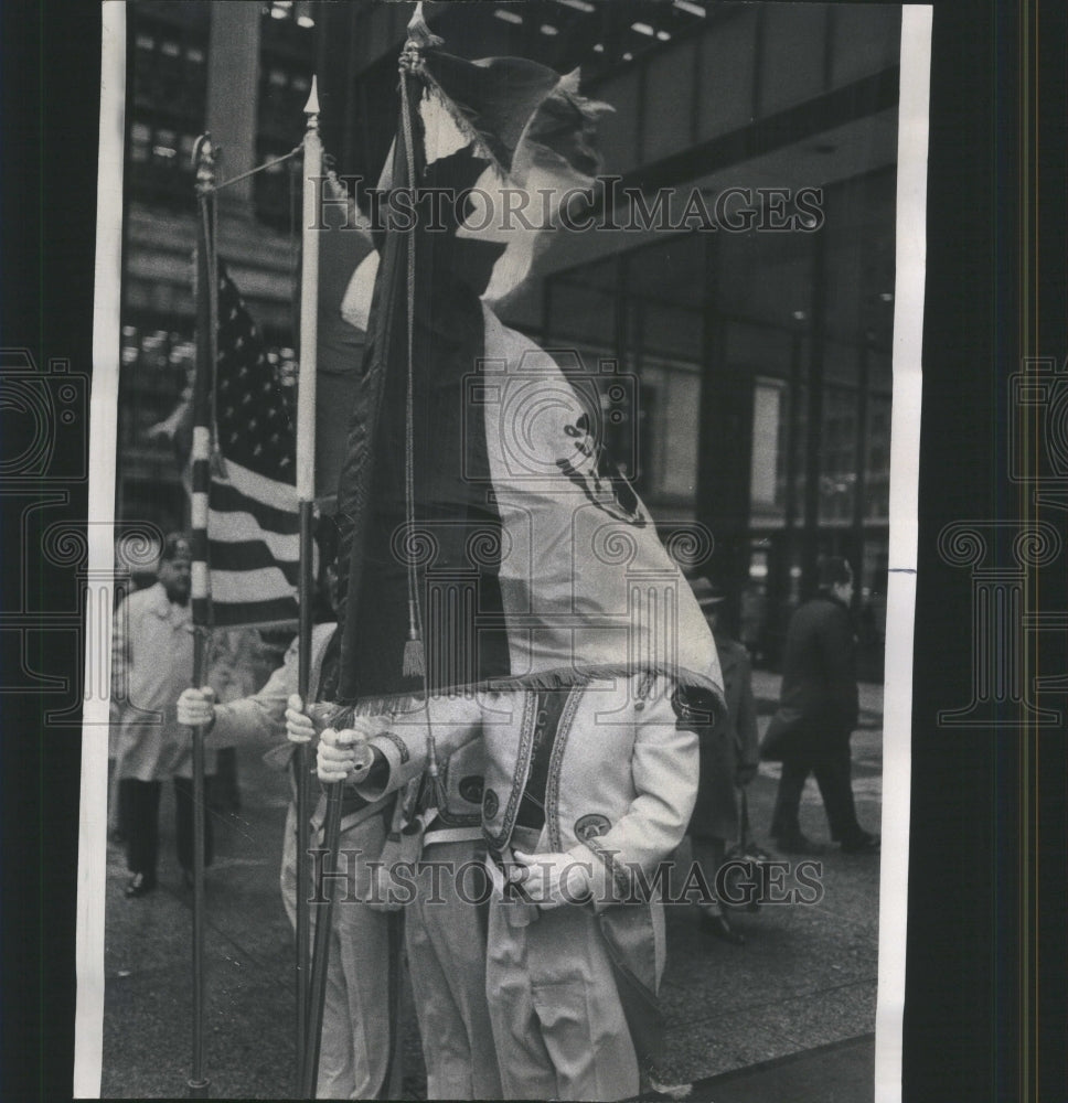 1975 Guard&#39;s Tangled Banner - Historic Images